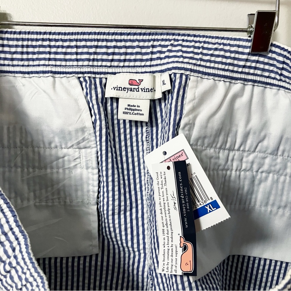 Vineyard Vines | Striped Shorts XL - Picture 4 of 4
